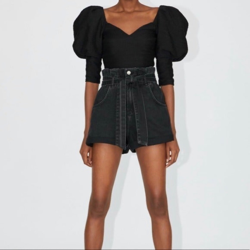 Zara Baggy High Waist Paperbag Denim Black Jean Shorts Size 6